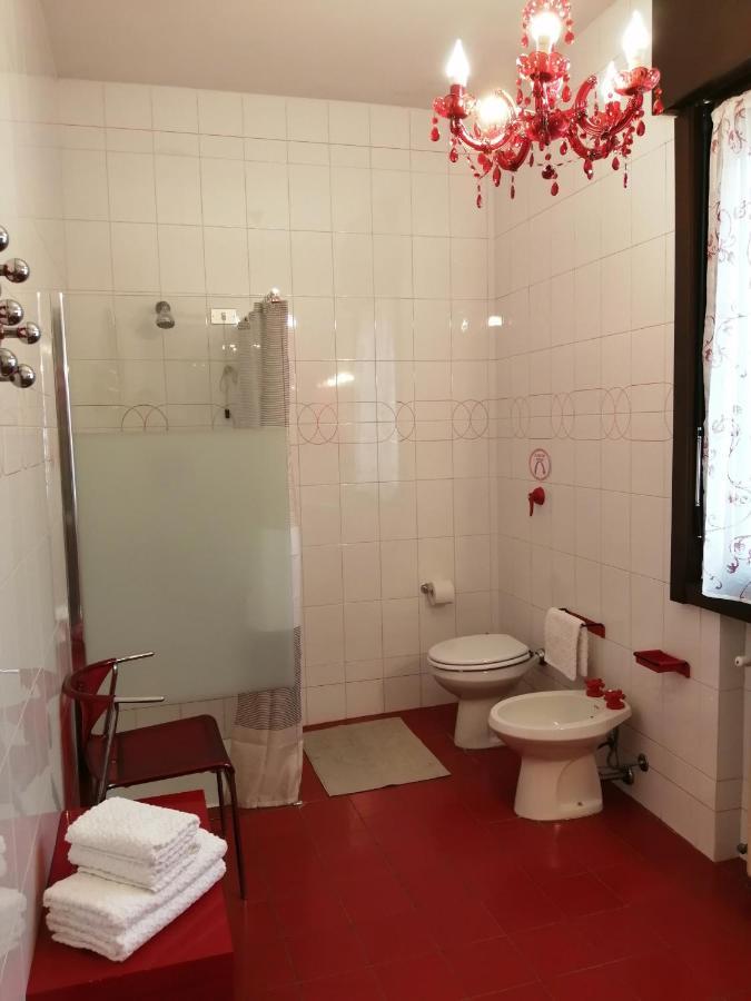 B&B Casa Silingardi Bagnolo San Vito Bagian luar foto